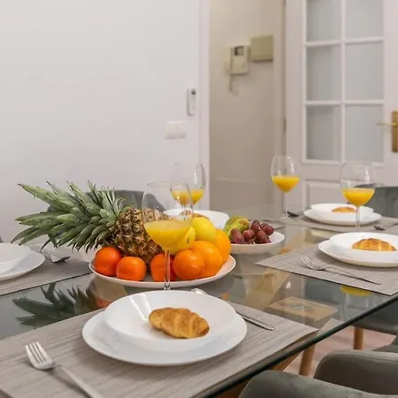 Near The Centre + Free Parking Apartment Malaga